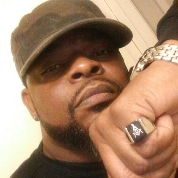 Meet your Posher, Plummer - Picture 1 of 1